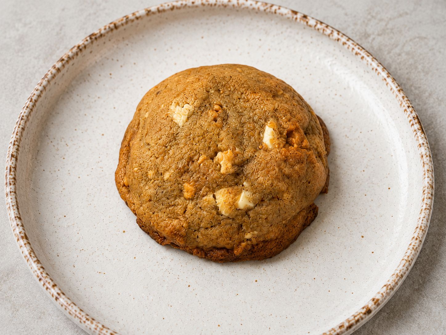 Cookie Chocolate Branco Caramelizado